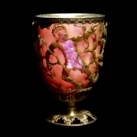Lycurgus cup red in transmission.